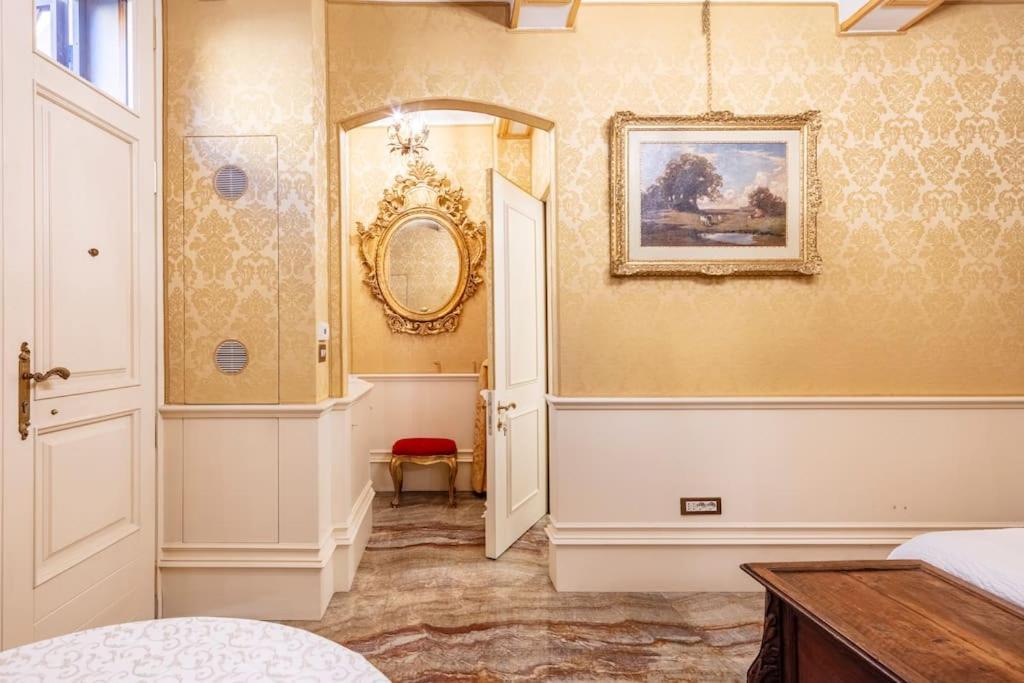 Ground Floor Luxe Historic Studio City Centre Lejlighed Bologna Eksteriør billede
